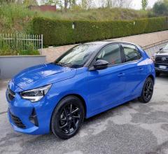 Auto - Opel corsa 1.2 100 cv gs line