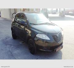Auto - Lancia ypsilon 1.2 69 cv 5p. gpl ecochic ele.