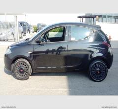Auto - Lancia ypsilon 1.2 69 cv 5p. gpl ecochic ele.