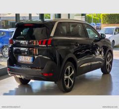 Auto - Peugeot 5008 bluehdi 130 s&s allure