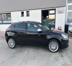 Auto - Alfa romeo giulietta 1.6 jtdm-2 105 cv exclusive