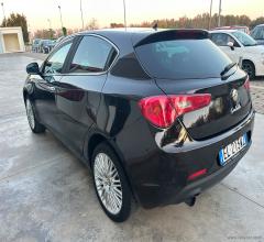 Auto - Alfa romeo giulietta 1.6 jtdm-2 105 cv exclusive