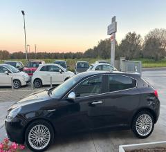 Auto - Alfa romeo giulietta 1.6 jtdm-2 105 cv exclusive