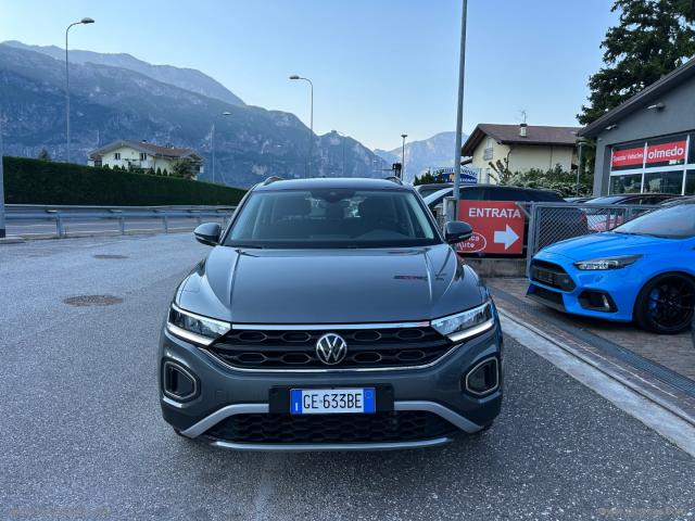 Auto - Volkswagen t-roc 1.0 tsi life