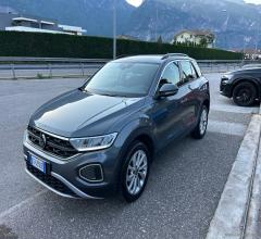 Auto - Volkswagen t-roc 1.0 tsi life
