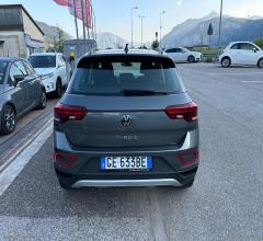 Auto - Volkswagen t-roc 1.0 tsi life