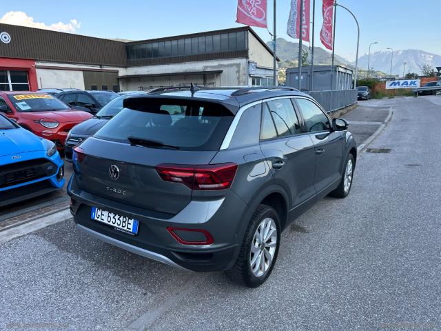 Auto - Volkswagen t-roc 1.0 tsi life
