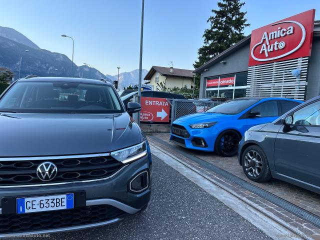 Auto - Volkswagen t-roc 1.0 tsi life
