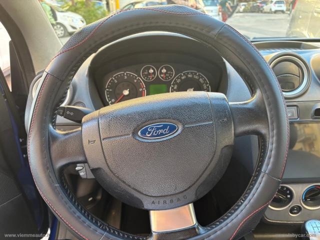 Auto - Ford fiesta 1.4 tdci 5p. ghia