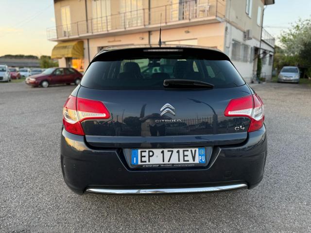 Auto - Citroen c4 1.6 vti 120 exclusive
