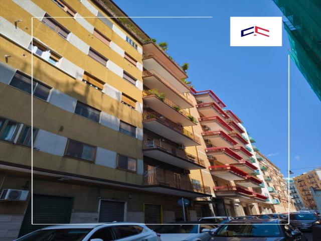 Appartamenti in Vendita - Deposito in vendita a taranto borgo