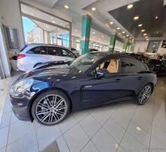 Auto - Porsche panamera 4 e-hybrid sport turismo
