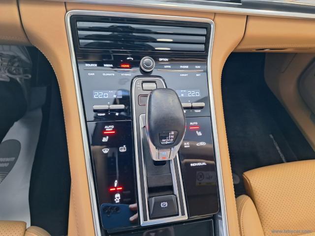 Auto - Porsche panamera 4 e-hybrid sport turismo