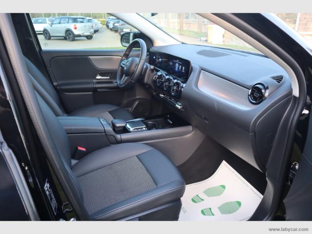 Auto - Mercedes-benz gla 200 d automatic sport