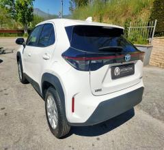 Auto - Toyota yaris cross 1.5 hybrid 5p. e-cvt busin.