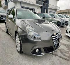 Auto - Alfa romeo giulietta 1.6 jtdm-2 105 cv exclusive