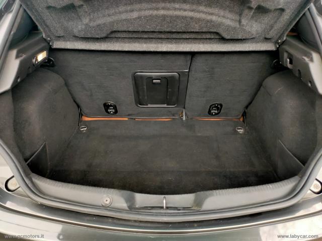 Auto - Alfa romeo giulietta 1.6 jtdm-2 105 cv exclusive