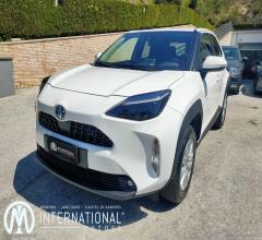 Toyota yaris cross 1.5 hybrid 5p. e-cvt busin.