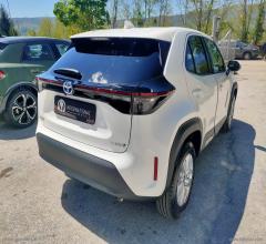 Auto - Toyota yaris cross 1.5 hybrid 5p. e-cvt busin.