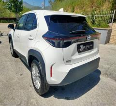 Auto - Toyota yaris cross 1.5 hybrid 5p. e-cvt busin.