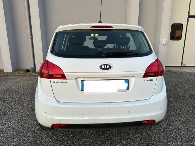 Auto - Kia venga 1.4 crdi 90 cv active