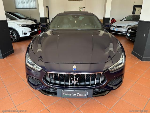 Auto - Maserati ghibli v6 gransport