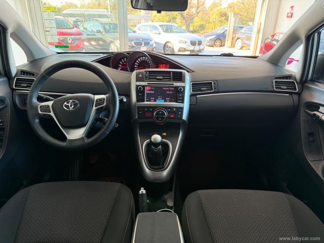Auto - Toyota verso 2.0 d active 7 posti