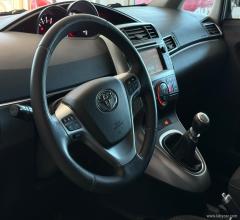 Auto - Toyota verso 2.0 d active 7 posti