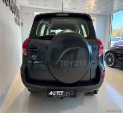 Auto - Toyota rav4 2.2 d-4d 136 cv sol