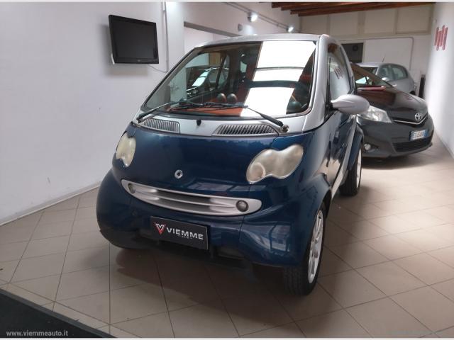 Auto - Smart forfour 1.1 blackbasic