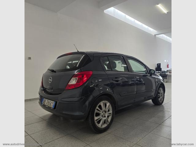 Auto - Opel corsa 1.7 16v di 5p. club
