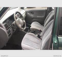 Auto - Suzuki grand vitara 1.6i 16v 3p.