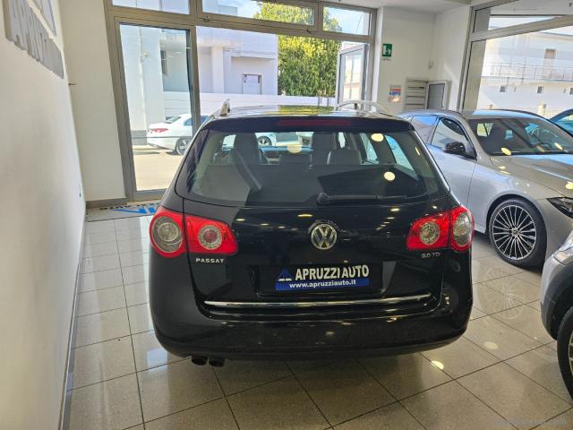 Auto - Volkswagen passat 2.0 tdi dpf var. comfortline