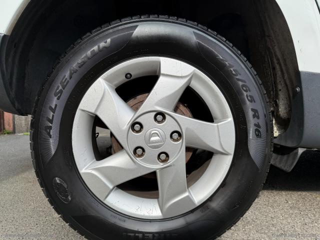 Auto - Dacia duster 1.5 dci 110 cv 4x4 laurÃ©ate