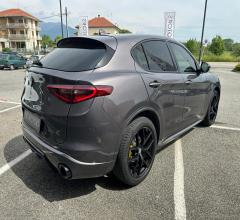 Auto - Alfa romeo stelvio 2.2 t.diesel 190cv at8 rwd exec.