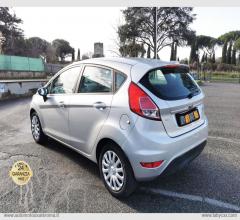 Auto - Ford fiesta 1.2 82 cv 5p. black & white ed.