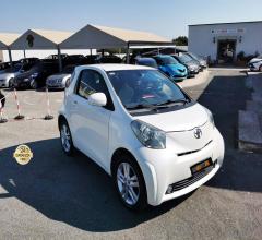 Auto - Toyota iq 1.3 cvt style