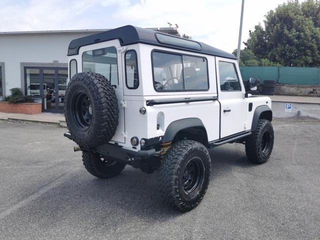 Auto - Land rover defender 90 2.5 td5 soft-top
