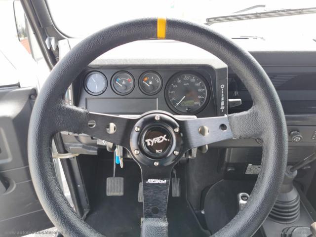 Auto - Land rover defender 90 2.5 td5 soft-top