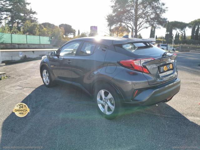 Auto - Toyota c-hr 1.8 hybrid e-cvt business