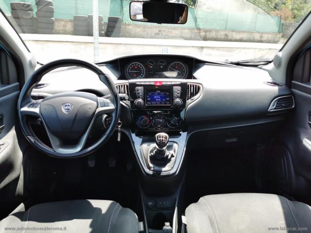 Auto - Lancia ypsilon 1.0 firefly 5p.s&s hyb. eco gold