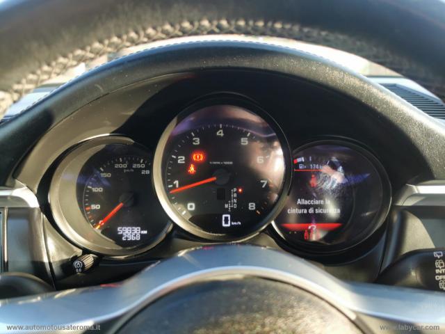 Auto - Porsche macan 2.0