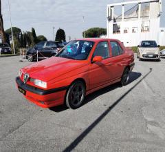 Auto - Alfa romeo 155 2.0i turbo 16v q4 s