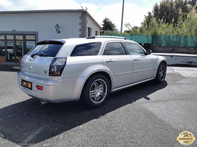 Auto - Chrysler 300 c 2.7 v6 24v touring