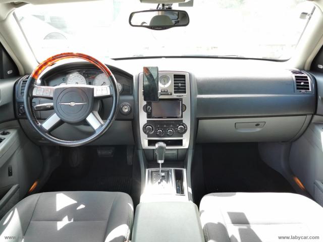 Auto - Chrysler 300 c 2.7 v6 24v touring