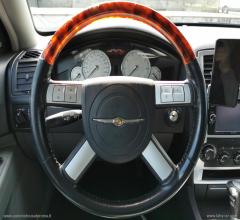 Auto - Chrysler 300 c 2.7 v6 24v touring