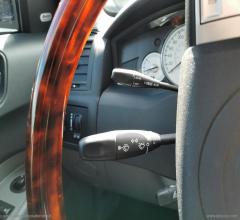 Auto - Chrysler 300 c 2.7 v6 24v touring