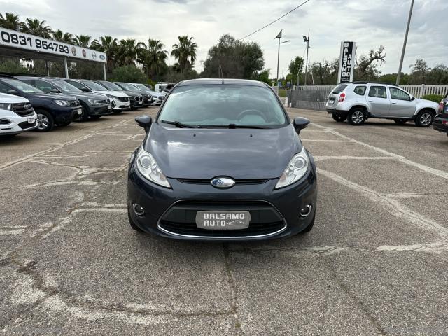 Auto - Ford fiesta 1.4 3p. bz.- gpl titanium
