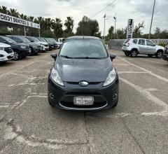 Auto - Ford fiesta 1.4 3p. bz.- gpl titanium