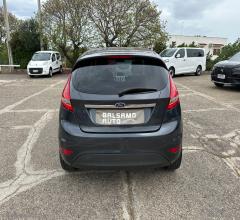 Auto - Ford fiesta 1.4 3p. bz.- gpl titanium